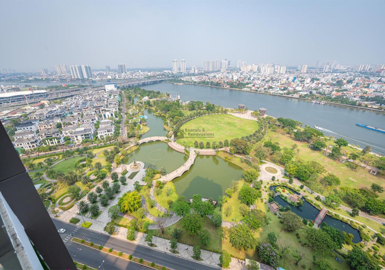 הו צ'י מין סיטי The Vinhomes Central Park Apartments - The Buildings Surrounding Landmark 81 מראה חיצוני תמונה