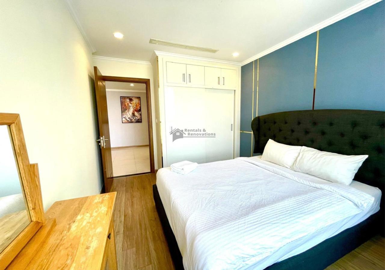 הו צ'י מין סיטי The Vinhomes Central Park Apartments - The Buildings Surrounding Landmark 81 מראה חיצוני תמונה